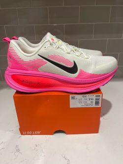 Nike Vomero 18 size 13