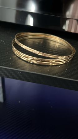10k Gold bracelet
