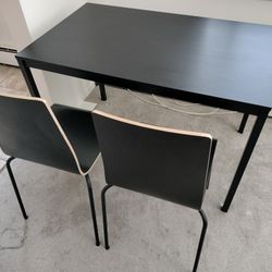 Dinner Table & Chairs