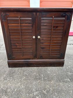 Ethan Allen Cabinet