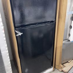 Frigidaire 18.3 Cu. Ft. Top Freezer Refrigerator