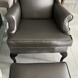 Club Chair Leather With Ottoman - NEW
