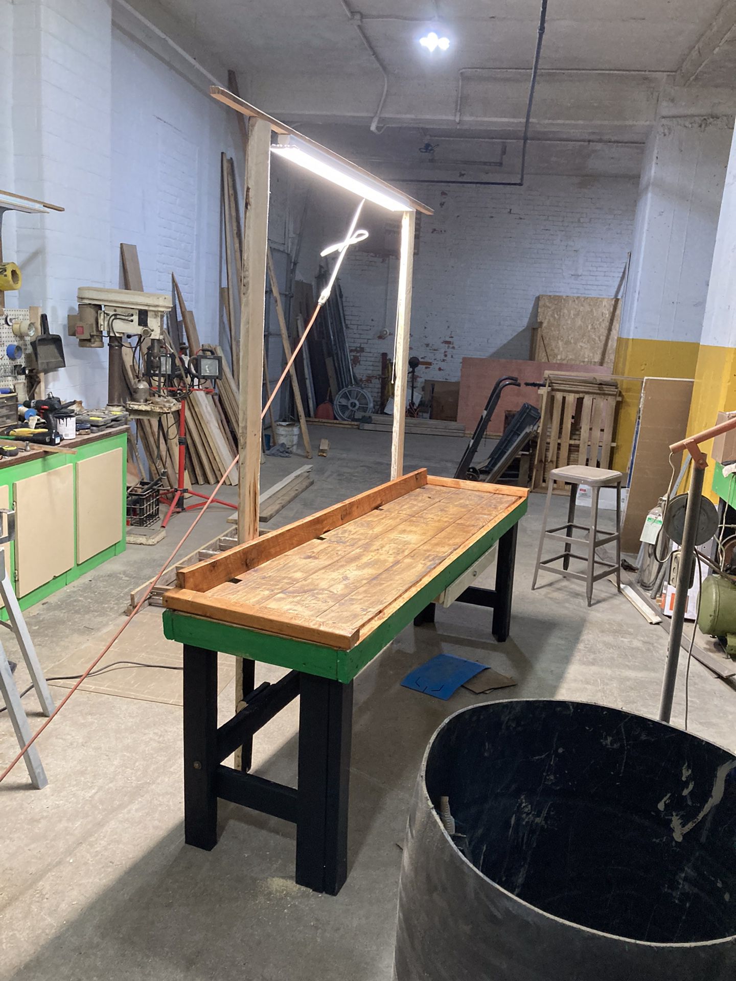 Nice 7’ Work Bench With New LED Shop Light 
