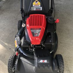 Like New Troy, Bilt, XP 4 x 4 super super clean