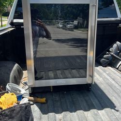 Vissani Wine & Beverage Cooler 