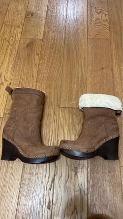 UGG boots size 8