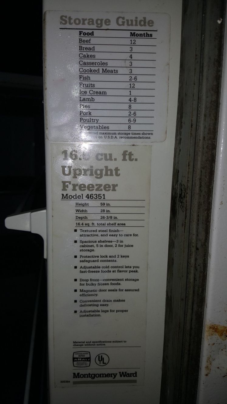 Montgomery Wards, 16.6 cu ft, Upright Freezer, runs great. for Sale in