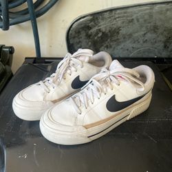 Nike 7 Women’s