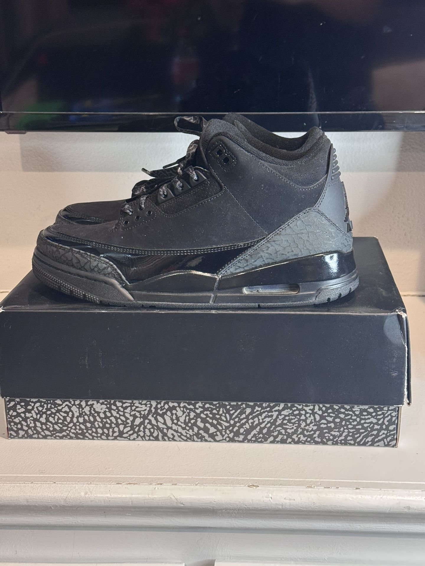 Jordan 3 Black cat