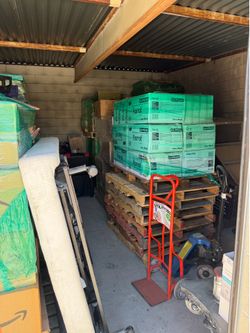 🚨 EVERYTHING MUST GO! Pallet & Mixed Merchandise Sale 🚨