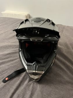 Helmet Size M