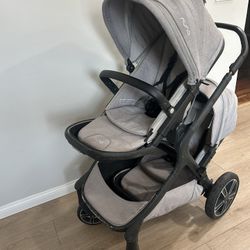 Nuna Demi Grow Stroller