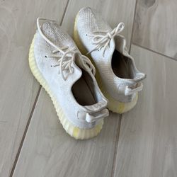 Yeezy Boost 
