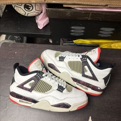 Air Jordan 4 Flight Nostalgia 