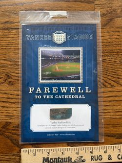 2008 New York Yankees seat piece relic silk by Colorano Farewell to the Stadium