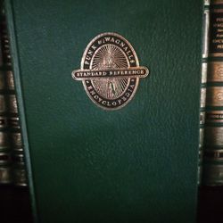 Funk & Wagnalls Standard Reference Excylopedia