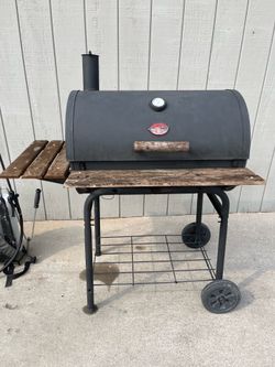 Barrel charcoal grill