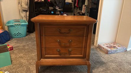 Night stand