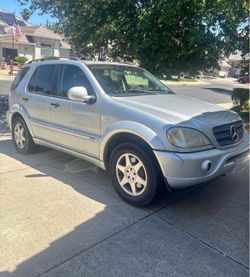 MERCEDES ML SUV