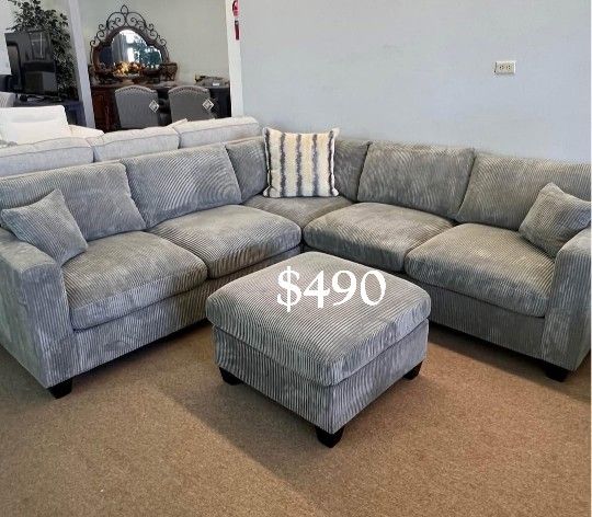 Beautiful Brand New 4-Pc Gray Sectional Sofa Couch 
