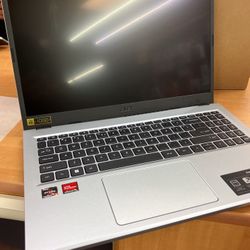 Aspire 3 15 Silver / Multi Touch/ 16GB/ 1TB SSD/ Windows 11