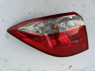 2014 Toyota Corolla Tail Light Left Side