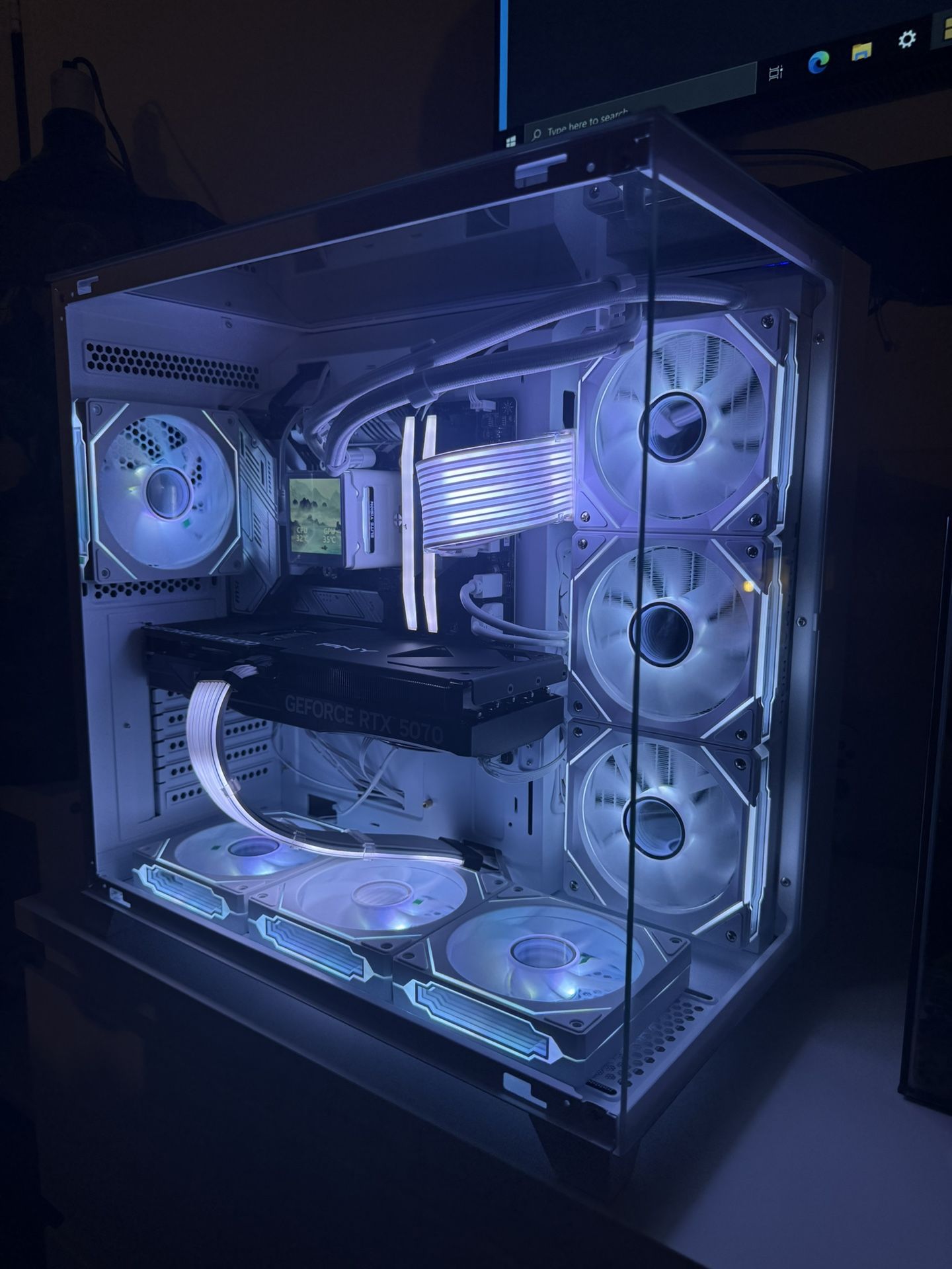 White Gaming Pc Computer Desktop RTX 5070 / i7 / 1440p / 4K Beast
