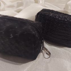 SMALL BLACK POUCH/ COINS PURSE 🖤 $3 EACH 🖤