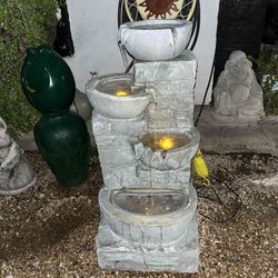 One-piece Fiberglass Water Fountain w/ Working Pump/Light