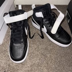 Women High Top Black And White 