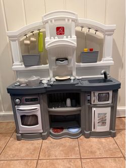Step2 Play Kitchen Set