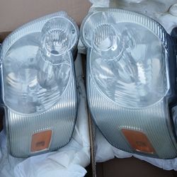 2009 Ford Explorer Sport trac Headlight Assembly With Bulbs 