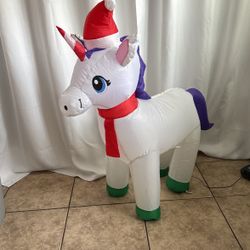 unicornio navideno en buena condicion