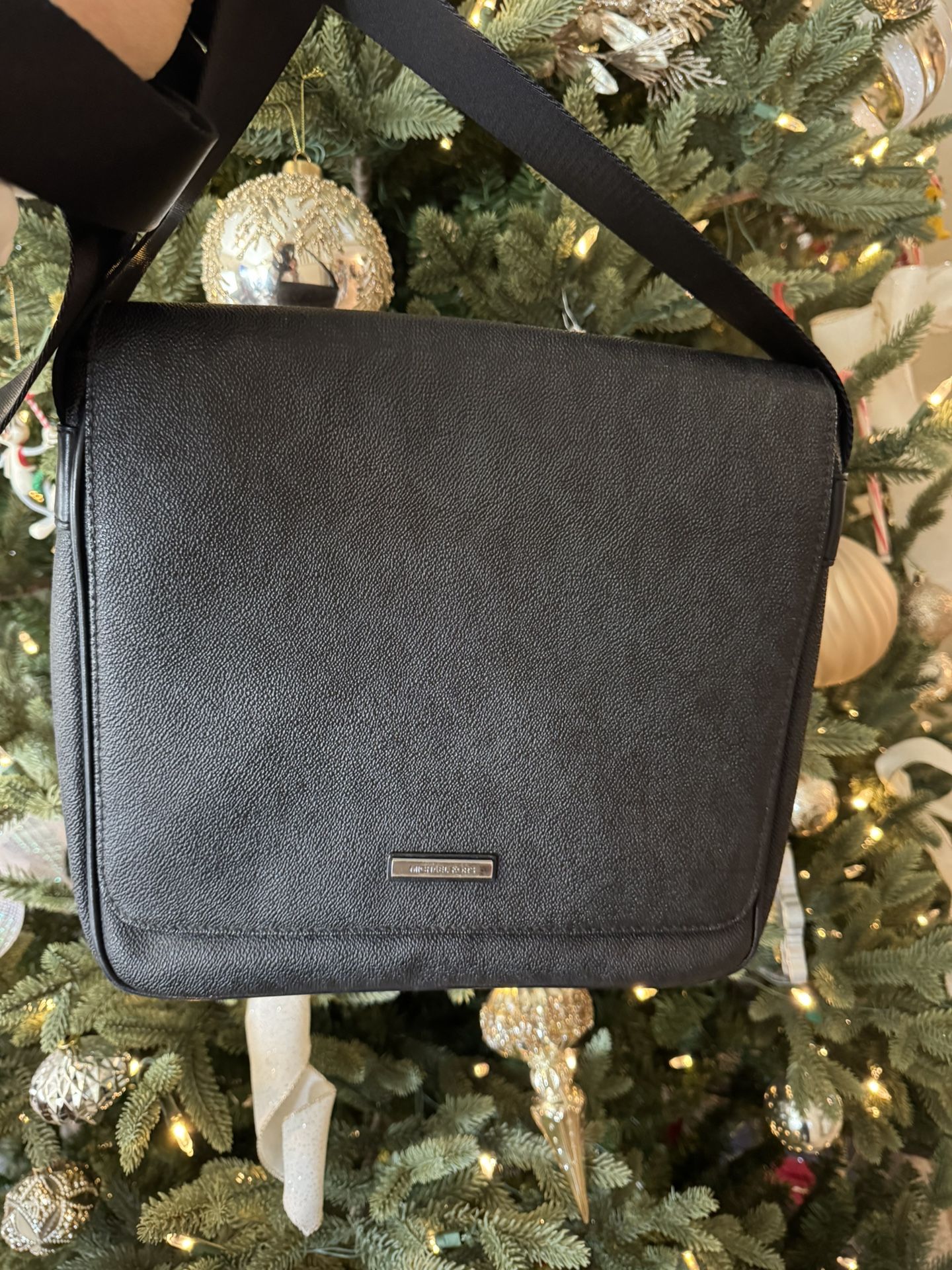 Black Michael Kors Messenger Bag