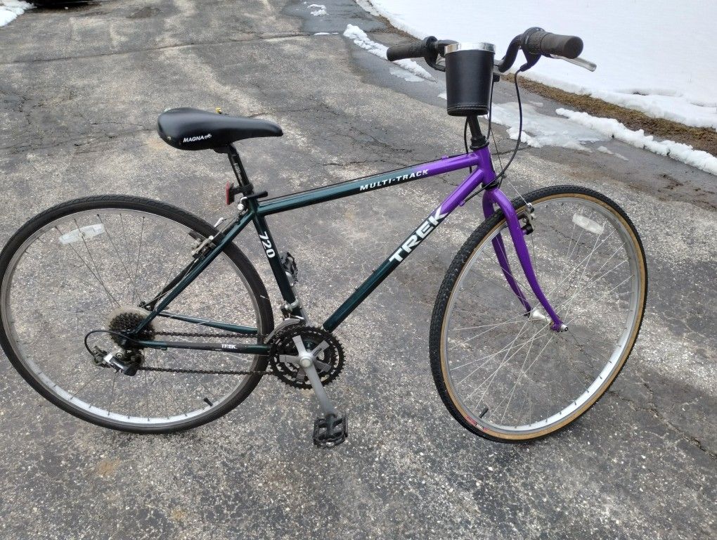 Trek Multitrack 720 Mountain Bike