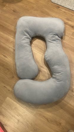 Pregnancy pillow