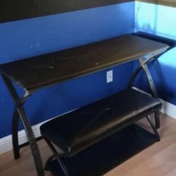 5 piece bedroom furniture $400  cash Selling All Together Only 