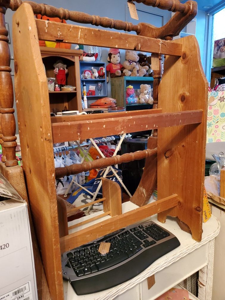 Vintage All Wood Blanket Quilt Stand Holder