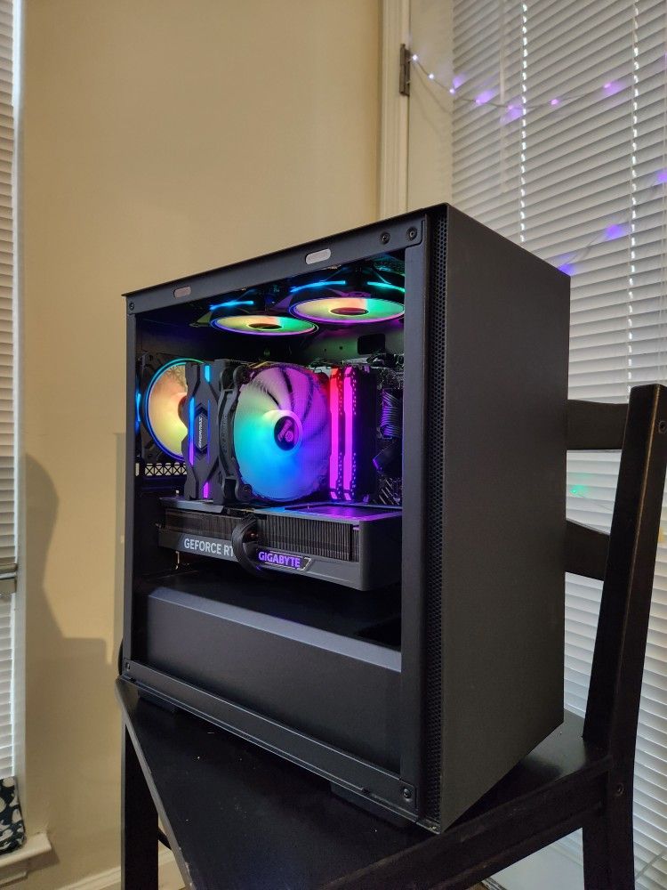 Gaming PC - RTX 4070 Ti | i7-12700KF | 32GB RAM ๐ฅ
