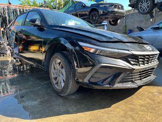 Parts 2024 2025 2026 HYUNDAI ELANTRA SEL part out bumper fender lights doors suspension engine transmission