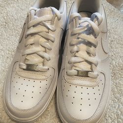 Nike Air Forces Boys Size 7