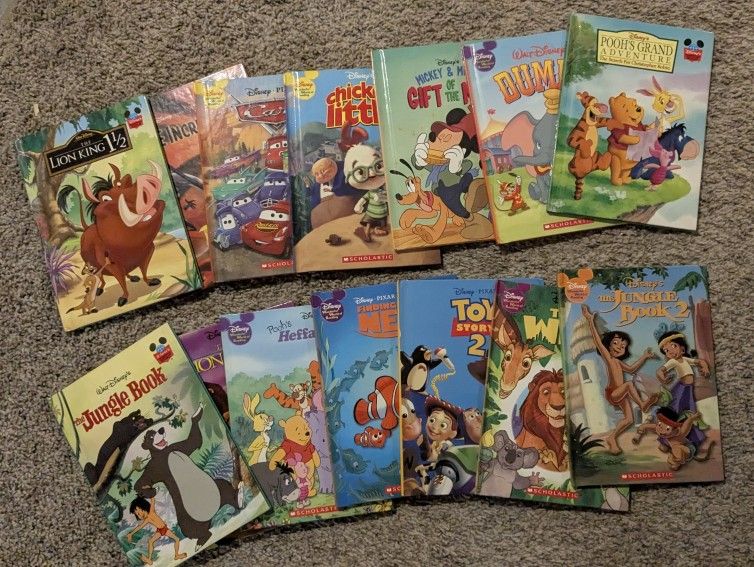 Vintage 1993 Disney's Wonderful World of Reading collection of 14 books