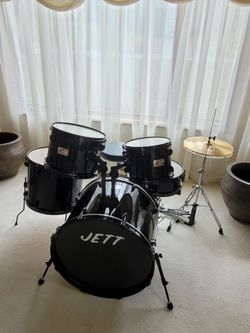 Nice Jett Drum Set + Hi-Hat + Throne + Hardware