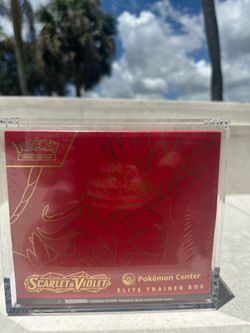 Pokemon Center Scarlet & Violet ETB (Koraidon)