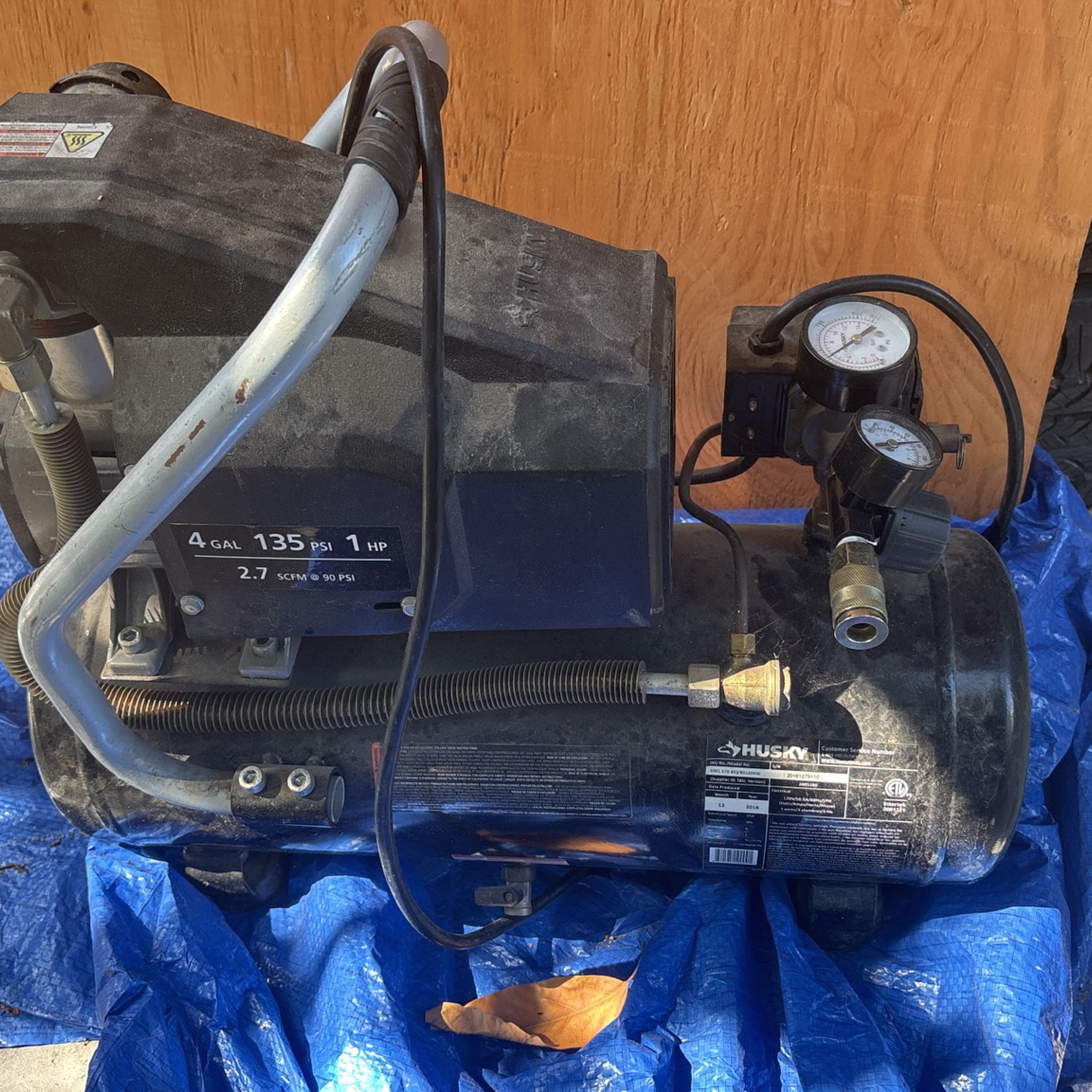 Portable 135 PSI AIR COMPRESSOR