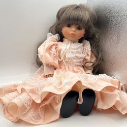 Vintage Lissi Doll. West Germany. Height: 17”