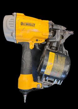 Dewalt Coil Nail Gun 