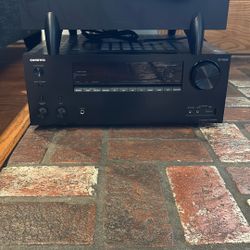 ONKYO TX-NR696 7.2CH 4K 