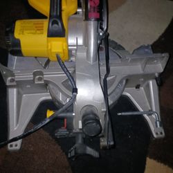 Dewalt 10" Mitre Saw
