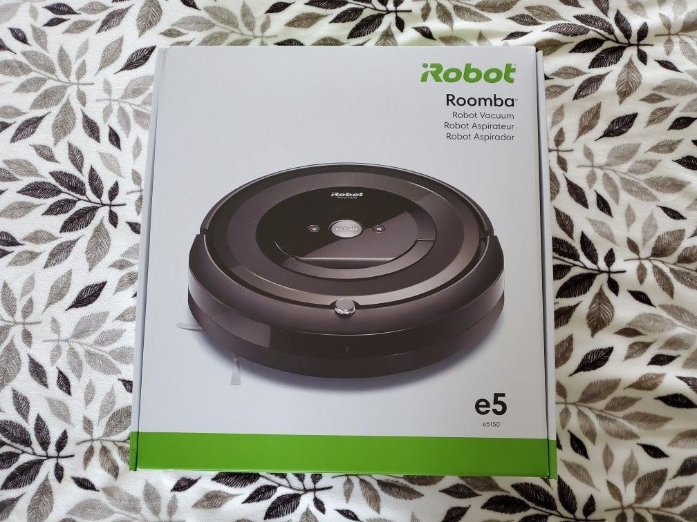 iRobot Roomba E5 (5150) Robot Vacuum - Wi-Fi Connected, Works with Alexa, Ideal for Pet Hair, Carpets, Hard, Self-Charging Robotic Vacuum, Black
New 